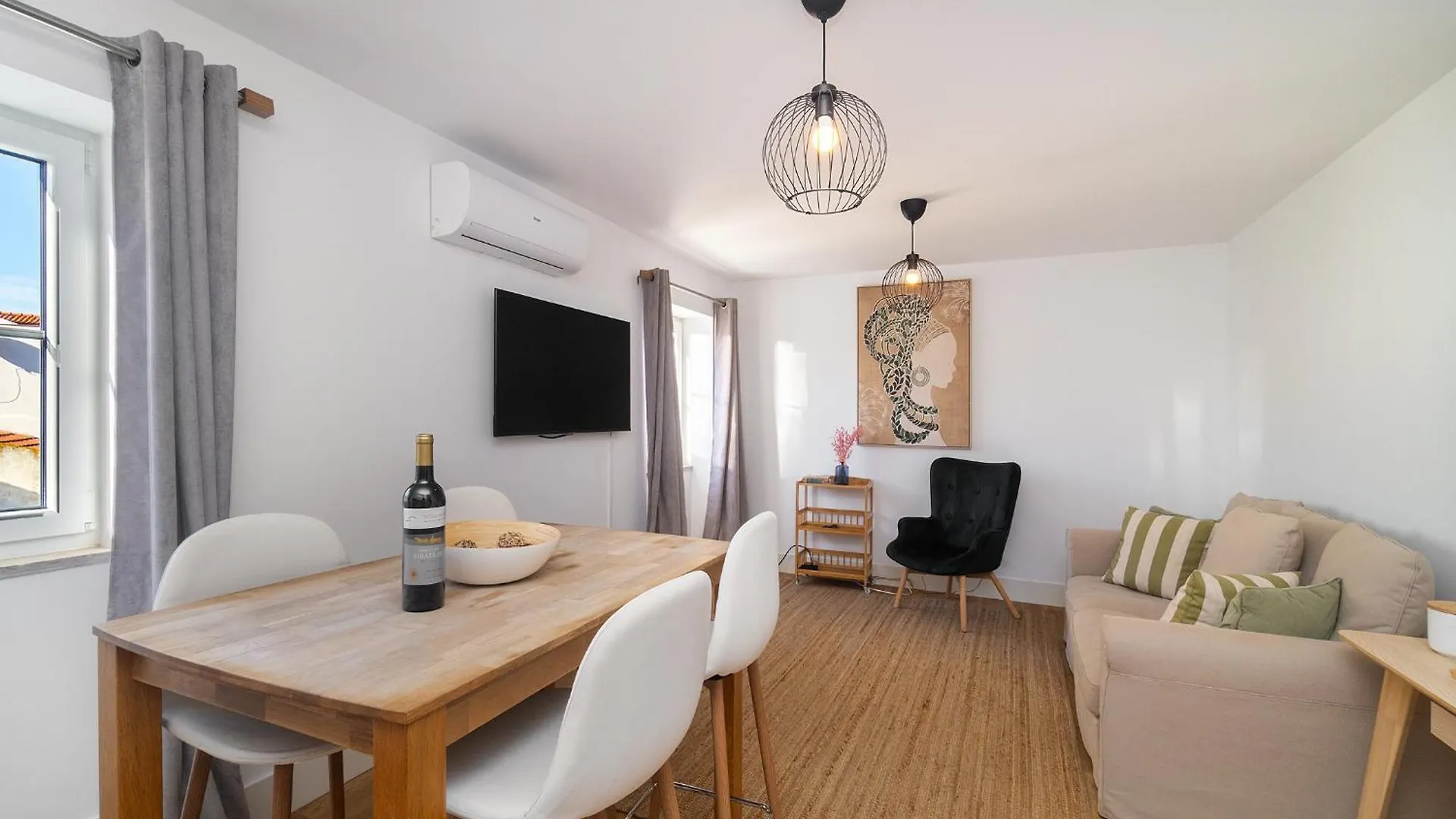 Modern Lisbon Apartments By Soulplaces 0*,  Portugal