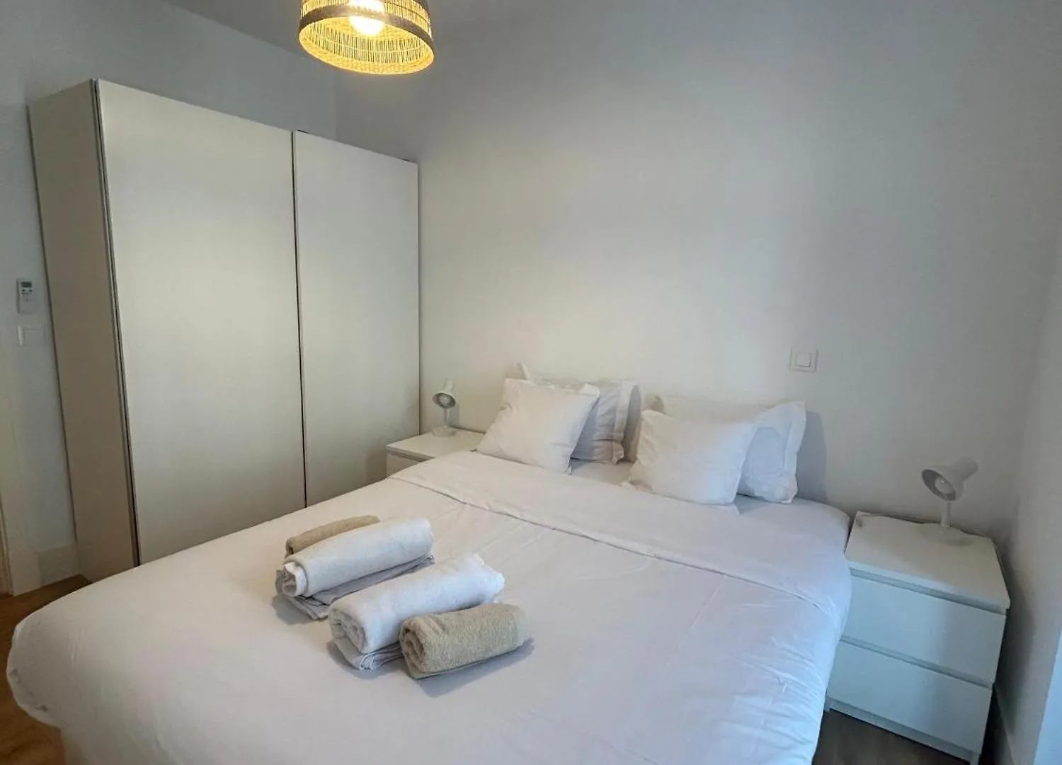 Modern Lisbon Apartments By Soulplaces