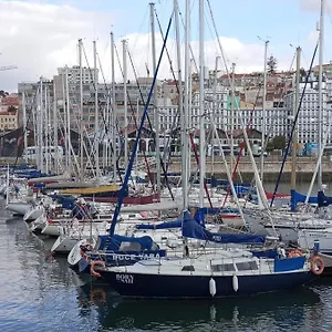 Cosy Boat Lissabon